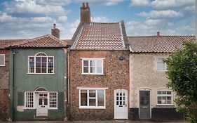 Lion Cottage - Dog-Friendly 3-Bed In Heart Of Holt